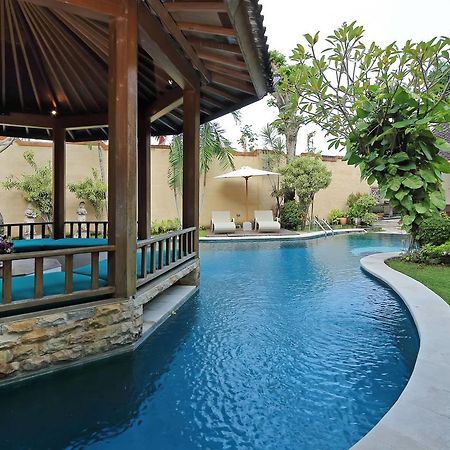 Mayang Private Pool Villa Seminyak Экстерьер фото